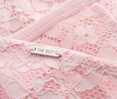 Tanga de encaje floral